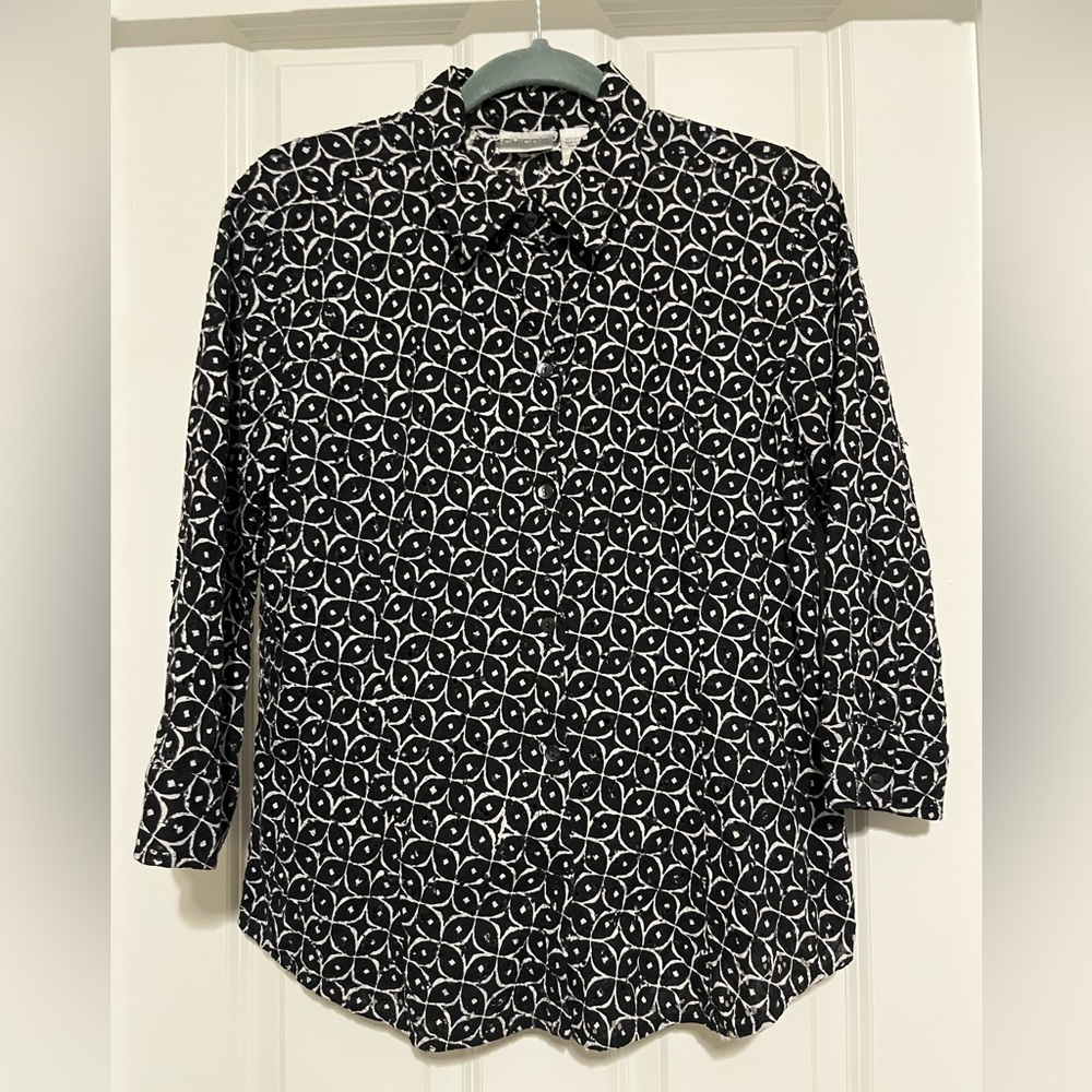 Chico’s Eyelet Button Front Blouse